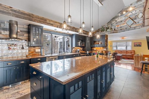 680 Union Rd, Belmont, NH, 03220-3807 | Card Image