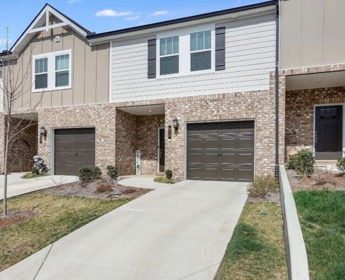 818 Arrington Way, Columbia, TN, 38401-1689 | Card Image