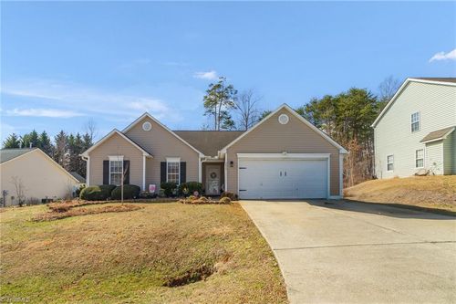 4640 Hanley Park Drive, Walkertown, NC, 27051 | Card Image