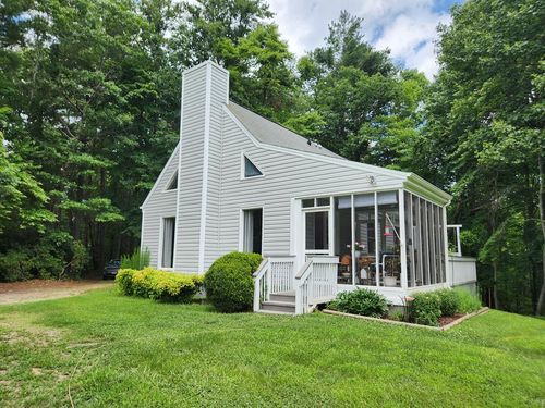 381 Creek Valley Rd, Stuart, VA, 24171-3198 | Card Image