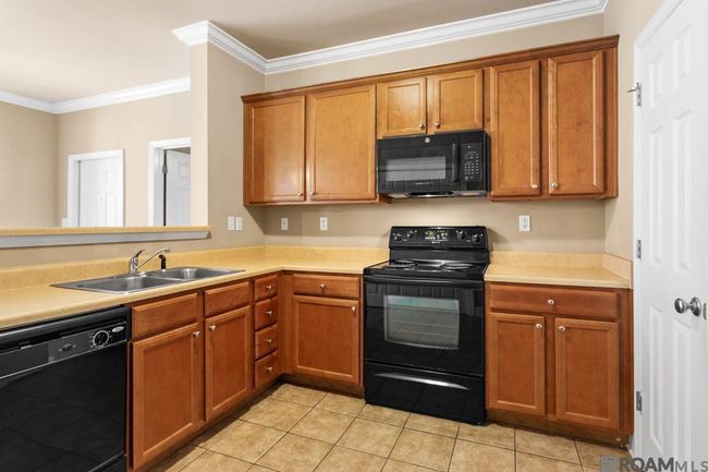 APT-1402 - 900 Dean Lee Dr, Condo with 2 bedrooms, 2 bathrooms and null parking in Baton Rouge LA | Image 6