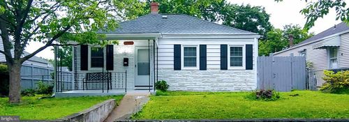 5611 29th Ave, HYATTSVILLE, MD, 20782-3728 | Card Image