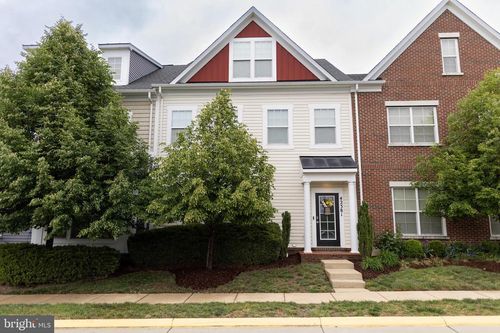 42381 Rosalind St, ASHBURN, VA, 20148-4386 | Card Image
