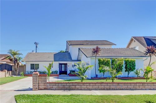 11428 Snowdrop Ave, Fountain Valley, CA, 92708-1758 | Card Image