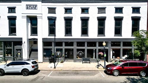 11 W 2nd St, Chillicothe, OH, 45601-3111 | Card Image