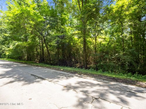 110 Tradewinds Rd, Newport, NC, 28570 | Card Image