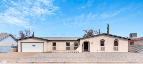 9325 Wh Burges Dr, El Paso, TX, 79925-6612 | Card Image