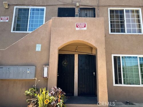 d-1066 W 1st St, Santa Ana, CA, 92703-3954 | Card Image