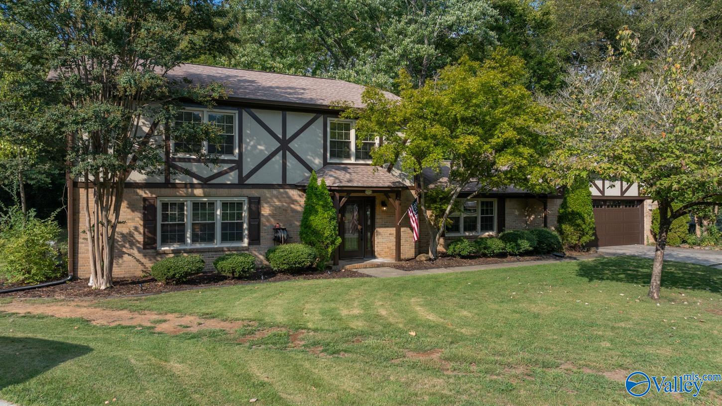 Shadow Bend Dr, Huntsville, AL 35802