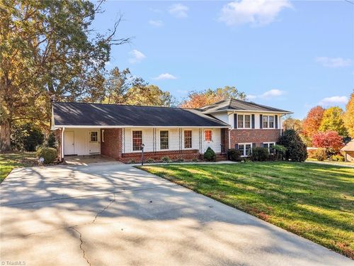 280 Brittany Rd, Rural Hall, NC, 27045-9368 | Card Image