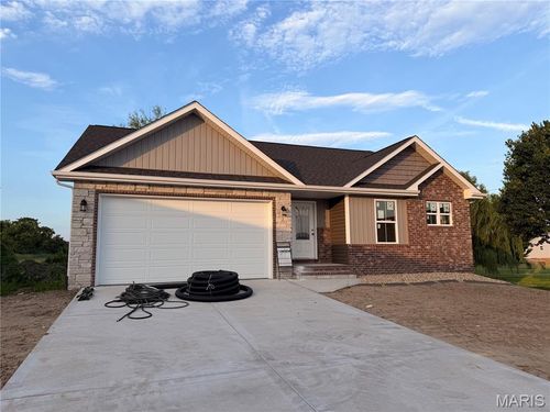 2832 Beth Ann Ct, Pontoon Beach, IL, 62040-6929 | Card Image