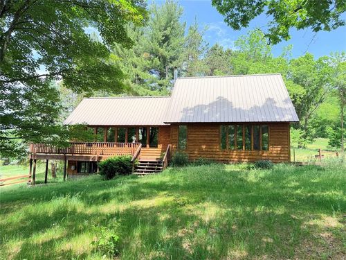 E3495 1210th Ave, Boyceville, WI, 54725-9468 | Card Image