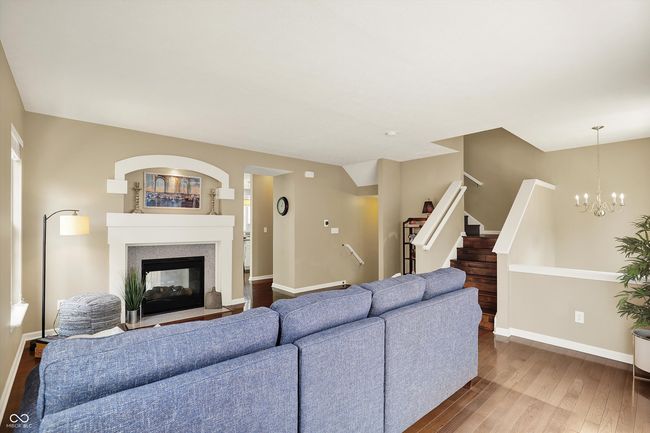 73 11 Th St Nw, Condo with 3 bedrooms, 3 bathrooms and null parking in Carmel IN | Image 10