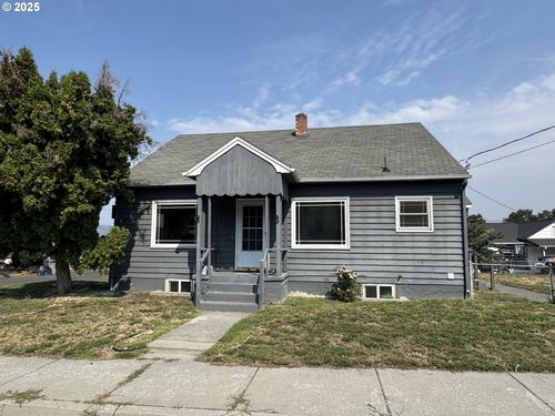 1501 E 10th St, The Dalles, OR, 97058-2935 | Card Image