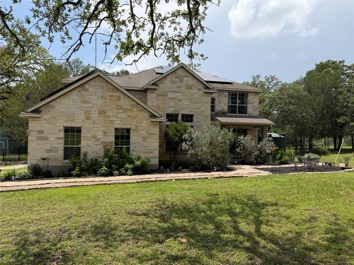 202 The Oaks Blvd, Elgin, TX, 78621-5804 | Card Image