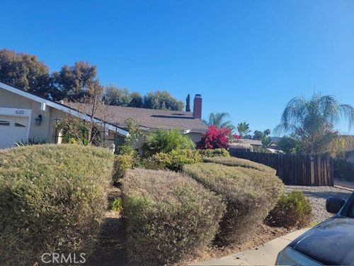 620 Meadow Grove Pl, Escondido, CA, 92027-4236 | Card Image
