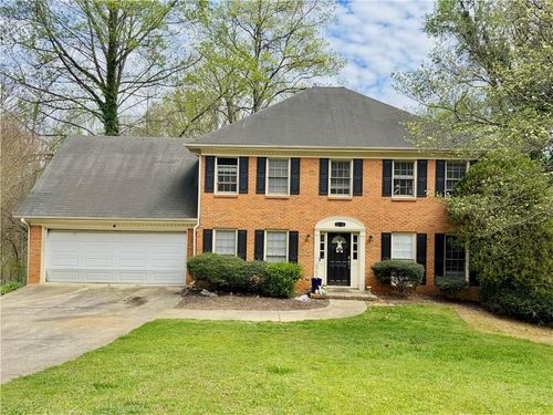 5040 Huntshire Ln Sw, Lilburn, GA, 30047-7031 | Card Image