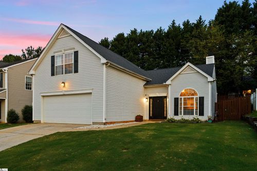 10 Valley Glen Ct, Greer, SC, 29650-1066 | Card Image