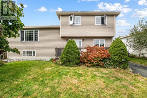 104 Elizabeth Dr, Paradise, NL, A1L1E5 | Card Image