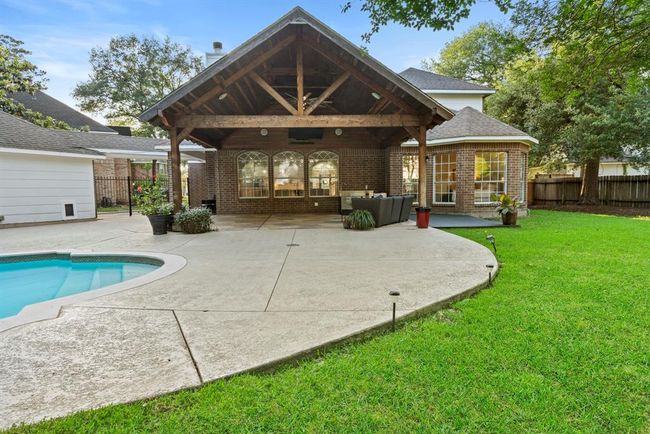 6503 Ambercrest Ct, House other with 5 bedrooms, 4 bathrooms and 3 parking in Spring TX | Image 38