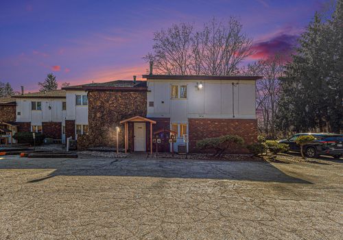 3-100 E Norton Ave, Muskegon, MI, 49444-3852 | Card Image