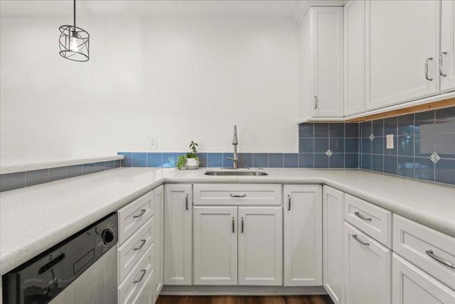 APT-1 - 1420 Ruby Ct, Condo with 2 bedrooms, 1 bathrooms and 1 parking in Capitola CA | Image 7