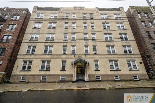 apt-26-311 79th St, North Bergen, NJ, 07047-5652 | Card Image