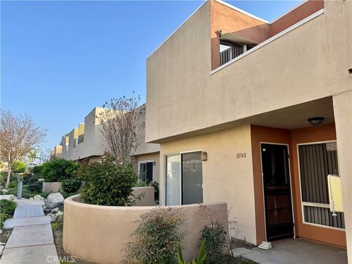 10748 Knott Ave, Stanton, CA, 90680-1915 | Card Image