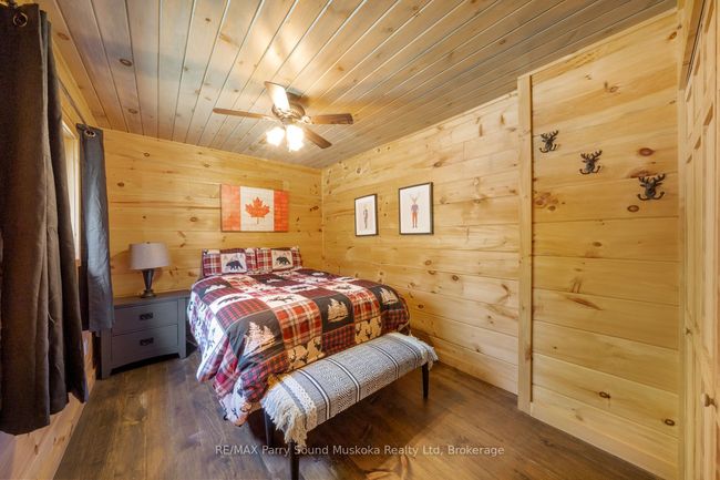 1099 Bunny Trail, House other with 6 bedrooms, 2 bathrooms and 10 parking in Dunchurch ON | Image 44