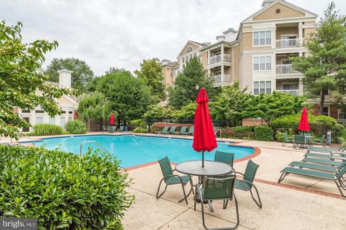 2204 Westcourt Ln, HERNDON, VA, 20170-5824 | Card Image