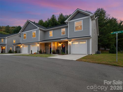 103-100 Red Twig Ln, Burnsville, NC, 28714-2129 | Card Image