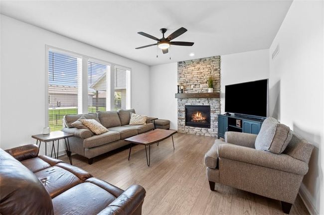 19623 196 Th Ter, House other with 5 bedrooms, 4 bathrooms and null parking in Spring Hill KS | Image 5