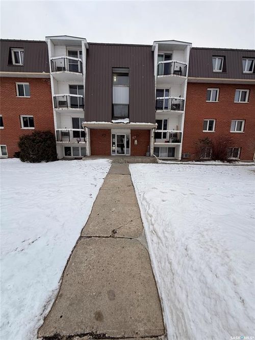24-47 Centennial St, Regina, SK, S4S6P8 | Card Image