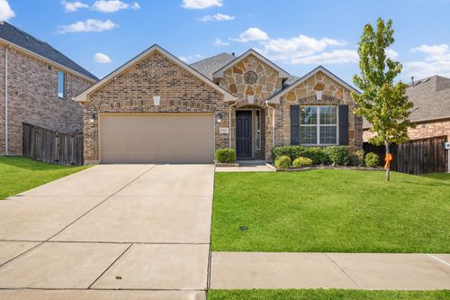 916 Llano Falls Dr, McKinney, TX, 75071-3545 | Card Image