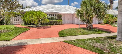 1241 Walnut Ter, Boca Raton, FL, 33486-5566 | Card Image