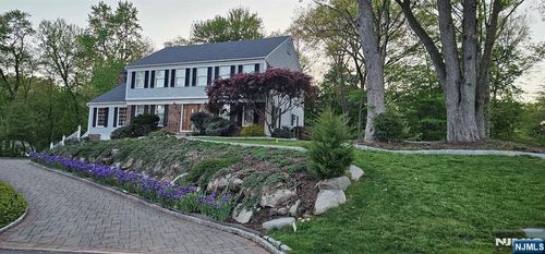 309 Paul Court, Wyckoff, NJ, 07481 | Card Image