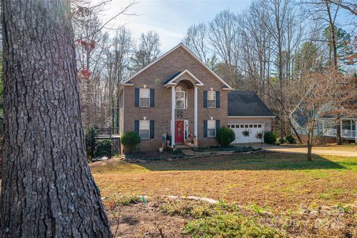 8830 Shepherd Ct, Connelly Springs, NC, 28612-7865 | Card Image