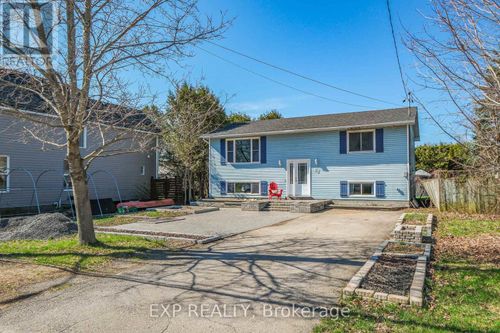 84 Martin Street N, Mississippi Mills, ON, K0A1A0 | Card Image