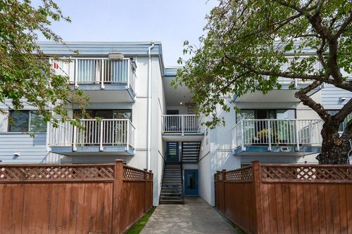301-7200 Lindsay Rd, Richmond, BC, V7C3M6 | Card Image