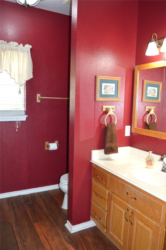 Hall bath | Image 28
