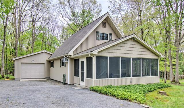 Pool Dr, Jim Thorpe, PA 18229