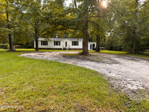 110 Winchester Ln, Rocky Point, NC, 28457-9555 | Card Image