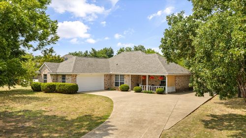 10519 Ravenswood Rd, Granbury, TX, 76049-4546 | Card Image