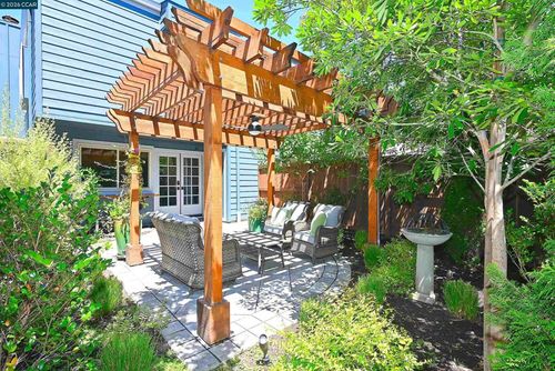 1290 Honey Trl, Walnut Creek, CA, 94597-2147 | Card Image