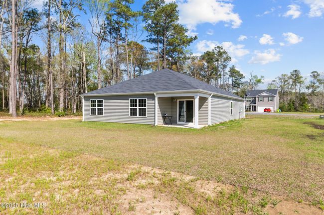 409 King Creek Dr, House other with 3 bedrooms, 2 bathrooms and 2 parking in Havelock NC | Image 26