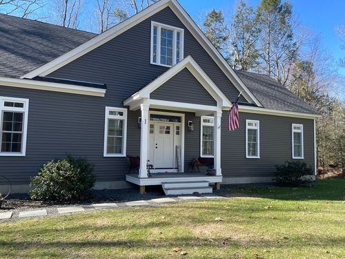 1 Lamoureux Ln, Spencer, MA, 01562-3028 | Card Image