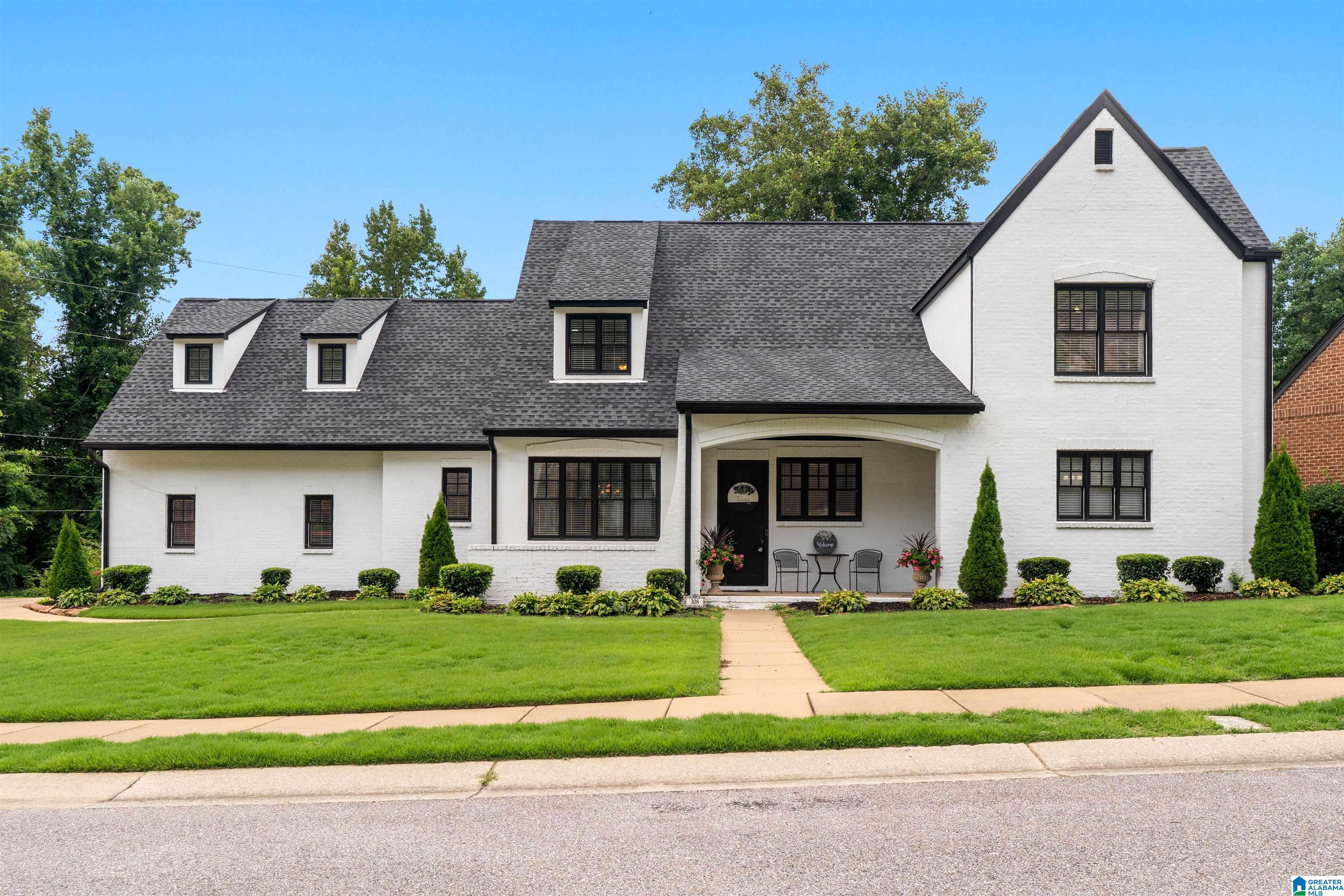 Residential in HOOVER 4