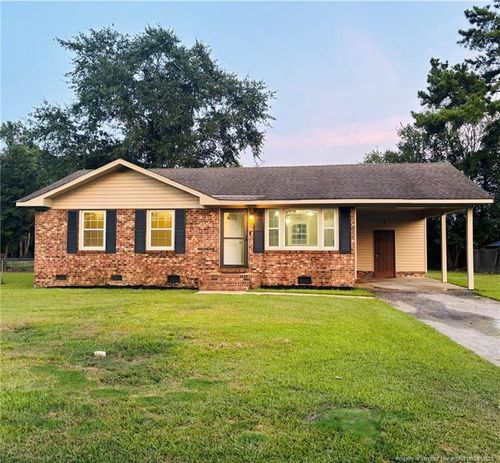 107 Mars Dr, Dunn, NC, 28334-2723 | Card Image
