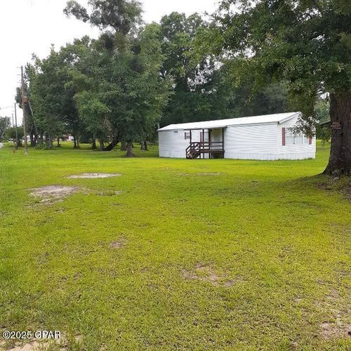 3042 Henderson Road, Cottondale, FL, 32431 | Card Image