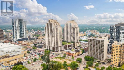 1902-330 Ridout St S, London, ON, N6C3Z3 | Card Image